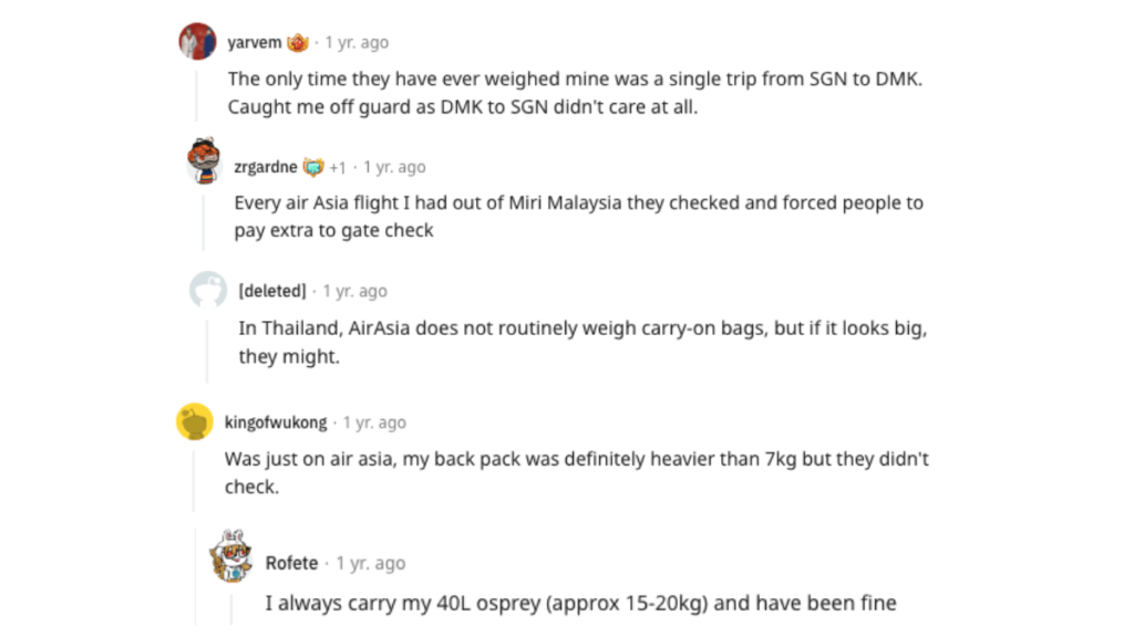 Screenshots taken from Reddit showing comments on if AirAsia weigh carry on luggage.